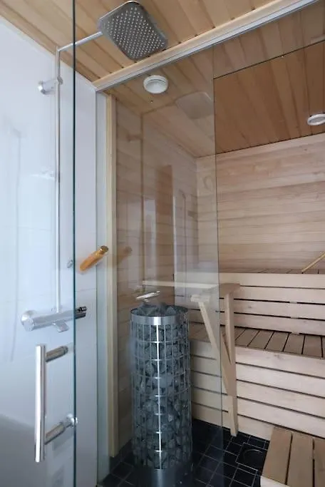 Poista 2Ndhomes Unique 35M2 Studio Penthouse With Sauna & Balcony Helsinki