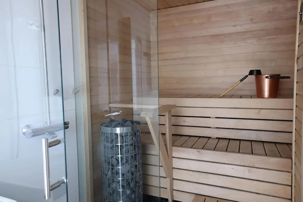 Poista 2Ndhomes Unique 35M2 Studio Penthouse With Sauna & Balcony Ελσίνκι Διαμέρισμα